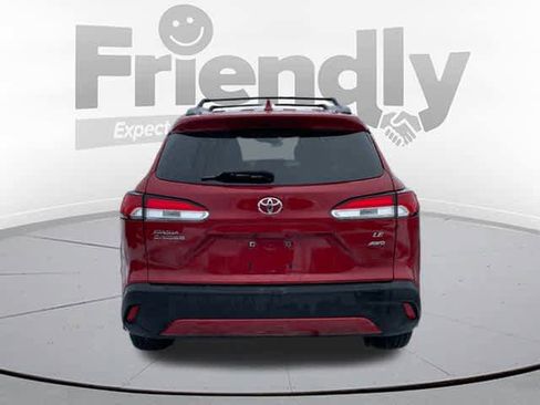 Used 2022 Toyota Corolla Cross LE image 6