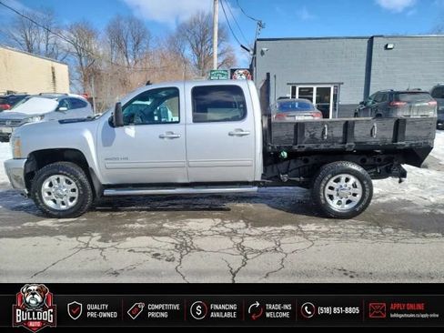 Used 2014 Chevrolet Silverado 2500 LT w/ Z71 Appearance Package AWD/4WD image 9