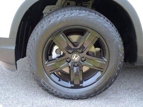 Used 2023 Honda Ridgeline Black Edition image 9