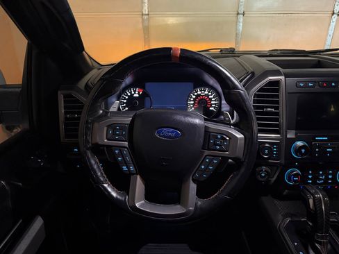 Used 2017 Ford F150 Raptor w/ Equipment Group 802A Luxury image 13