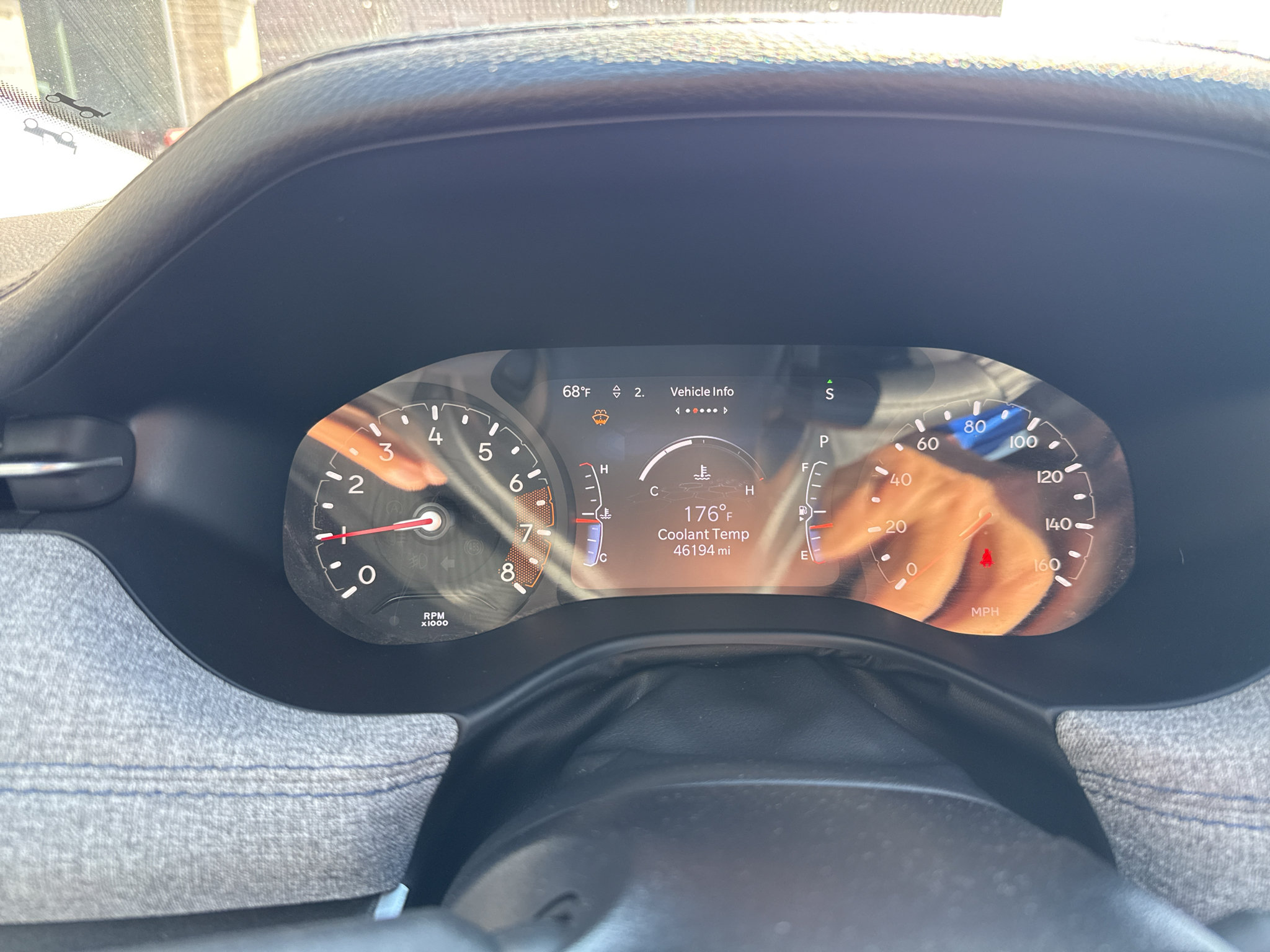 Used 2025 Jeep Compass Latitude w/ Sun & Sound Group AWD/4WD image 22