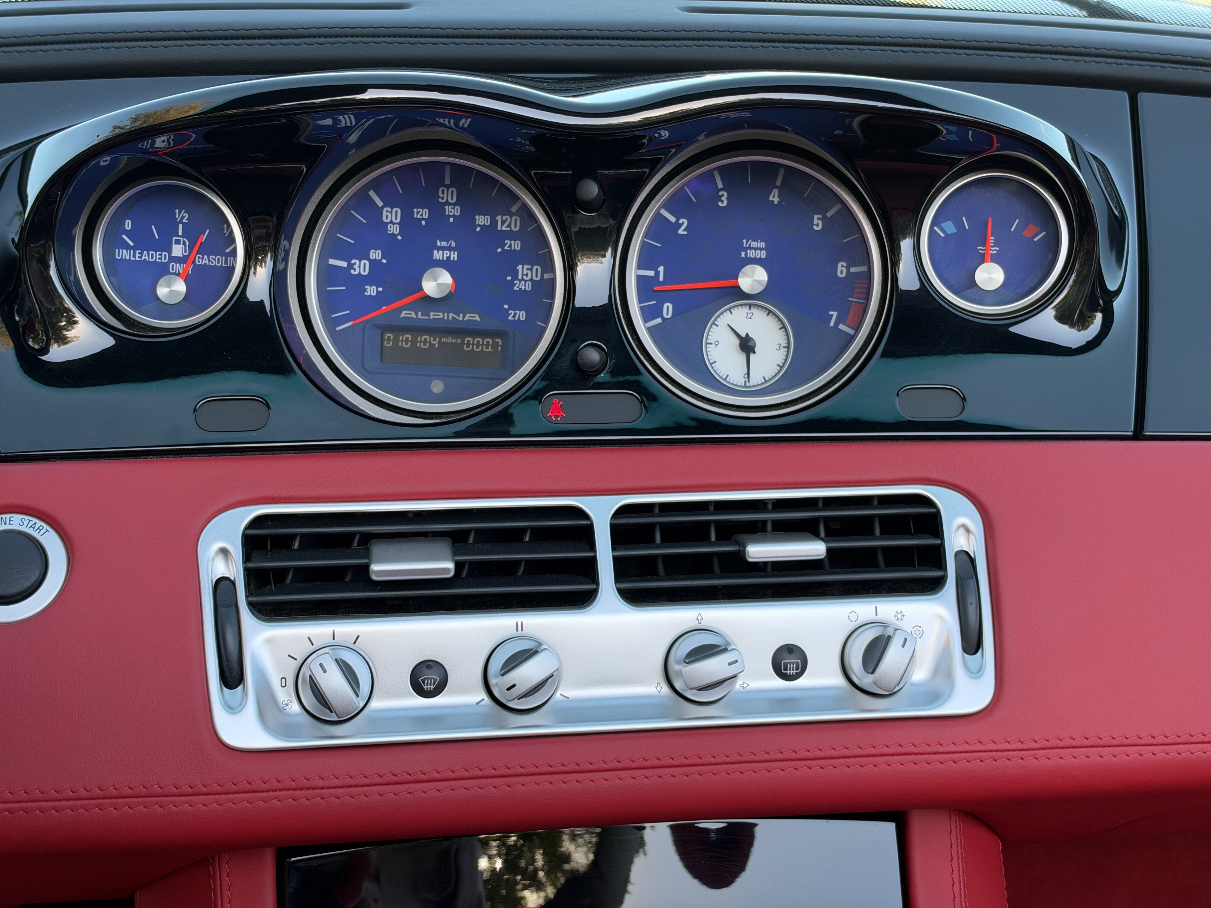 Used 2003 BMW Z8 RWD image 13