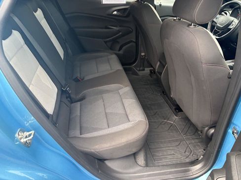 Used 2025 Chevrolet Trax RS w/ Driver Confidence Package FWD image 12