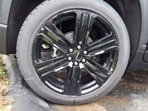 New 2026 GMC Acadia Elevation w/ Black Edition FWD image 25