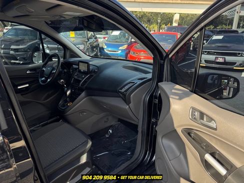 Used 2022 Ford Transit Connect XLT FWD image 32