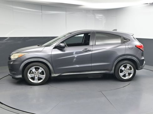 Used 2016 Honda HR-V EX image 5