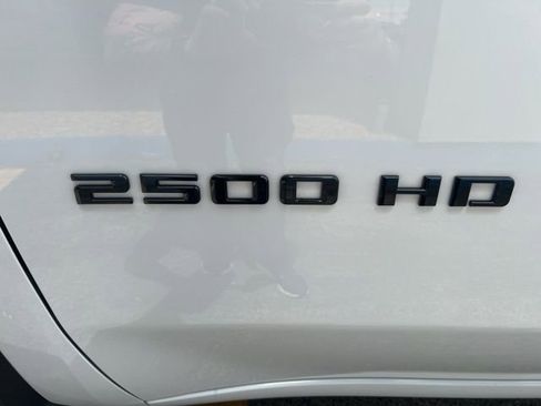 Used 2026 Chevrolet Silverado 2500 Custom w/ Custom Value Package AWD/4WD image 11