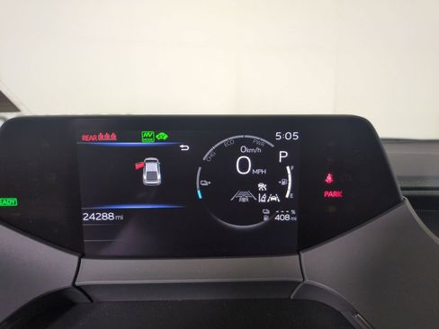 Used 2024 Toyota Prius Prime FWD image 18