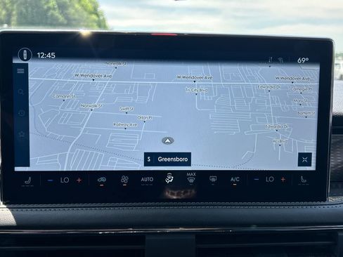 Used 2024 Lincoln Corsair Reserve FWD image 21