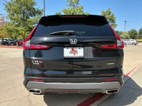 Used 2024 Honda CR-V Sport Touring image 7
