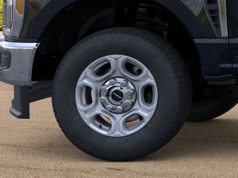 New 2026 Ford F350 XLT AWD/4WD image 19