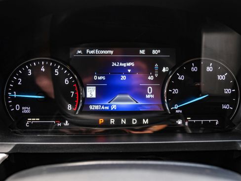 Used 2020 Ford Explorer XLT w/ Equipment Group 202A RWD image 13
