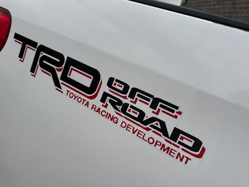 Used 2011 Toyota Tundra 4x4 CrewMax w/ TRD Off-Road Pkg image 10