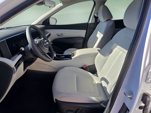 New 2026 Hyundai Tucson SEL image 12