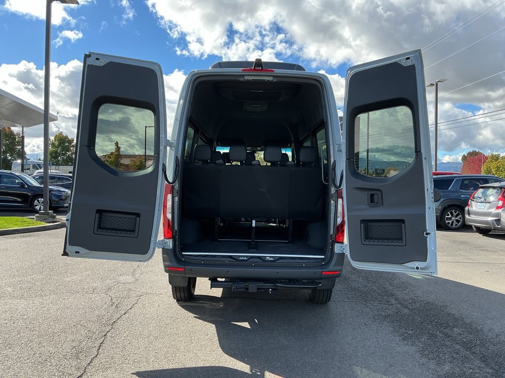 New 2026 Mercedes-Benz Sprinter 2500 image 27