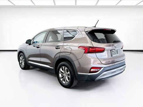 Used 2020 Hyundai Santa Fe SE FWD image 6