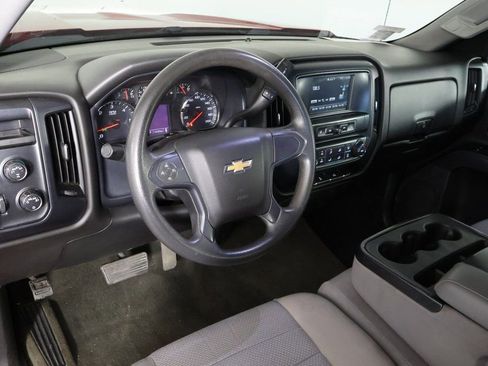 Used 2018 Chevrolet Silverado 1500 Custom image 7