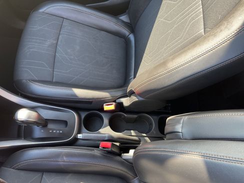 Used 2019 Chevrolet Trax LT w/ LT Convenience Package image 36