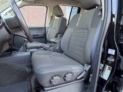 Used 2014 Nissan Xterra PRO-4X AWD/4WD image 14