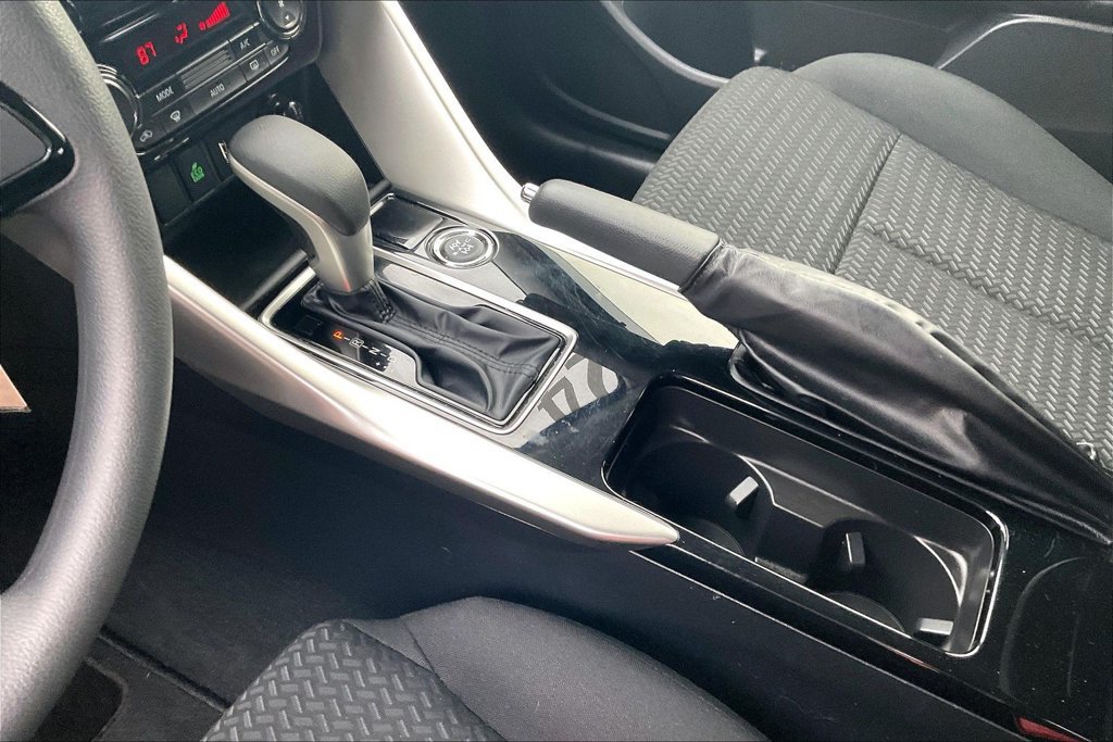 Used 2024 Mitsubishi Eclipse Cross ES AWD/4WD image 16