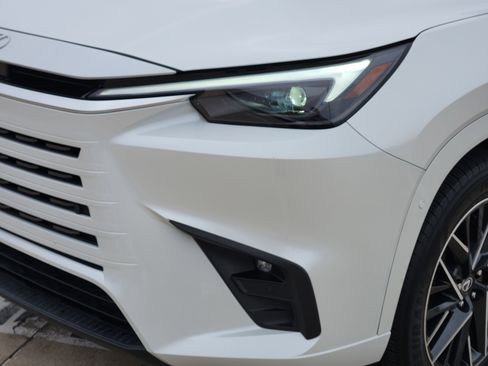 Used 2025 Lexus TX 350 AWD w/ Technology Package image 6