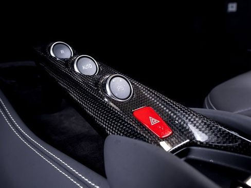 Used 2023 Ferrari F8 Tributo image 47