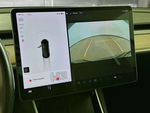 Used 2019 Tesla Model 3 Standard Range Plus image 22