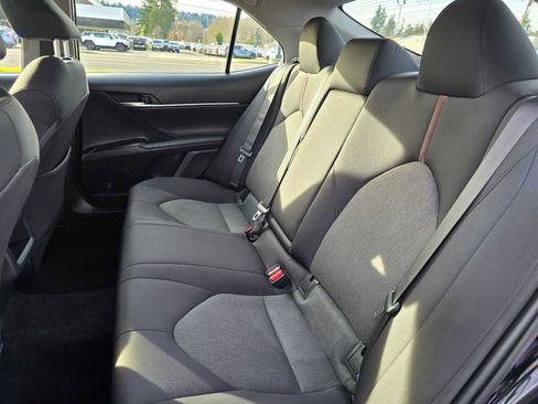 Used 2019 Toyota Camry LE image 17