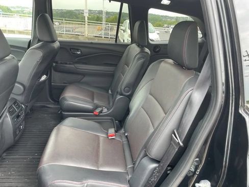 Used 2022 Honda Pilot Black Edition image 8