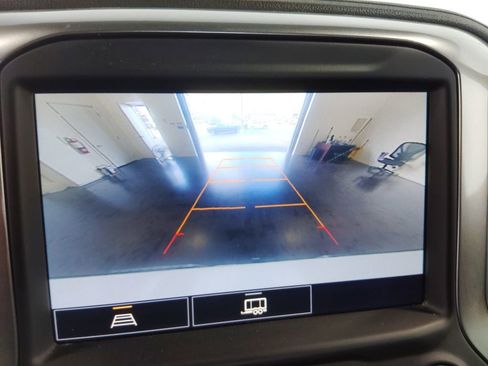 Used 2021 Chevrolet Silverado 1500 LT Trail Boss w/ Convenience Package II image 26