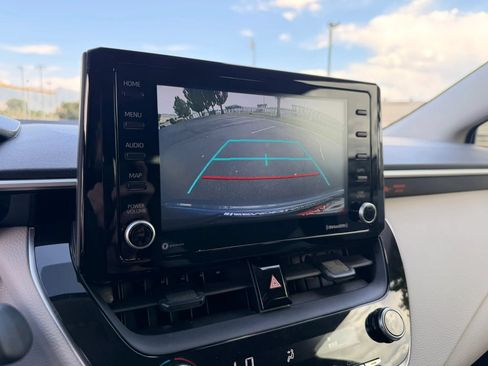 Used 2022 Toyota Corolla LE FWD image 22