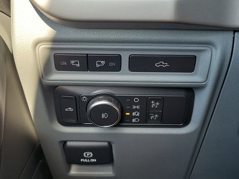 Used 2022 Ford F150 XLT w/ Equipment Group 302A High image 26