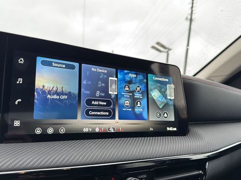 Used 2026 Nissan Kicks SR w/ SR Premium Package image 22