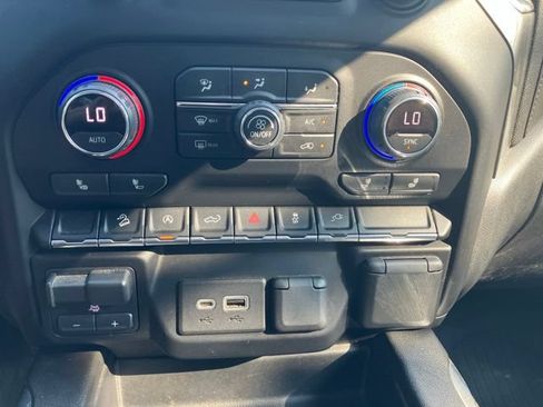 Used 2021 Chevrolet Silverado 1500 LT Trail Boss w/ Convenience Package II AWD/4WD image 14