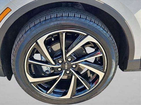 Used 2023 Lincoln Corsair Reserve w/ Equipment Group 201A image 22