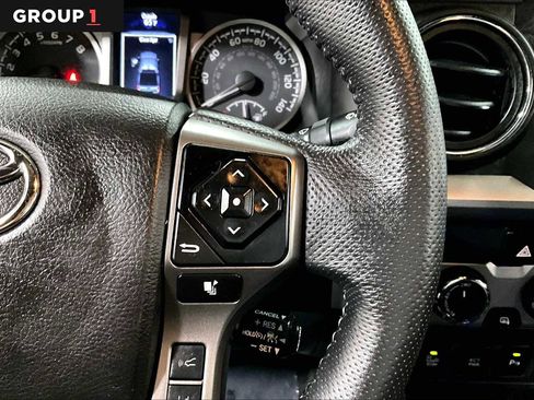 Certified 2022 Toyota Tacoma Limited image 25