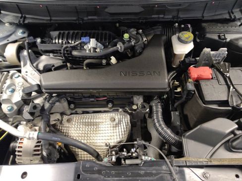 Used 2018 Nissan Rogue S FWD image 30