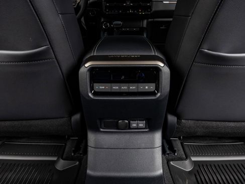 Used 2026 Toyota Land Cruiser image 33