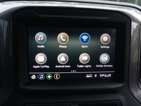 Used 2020 Chevrolet Silverado 2500 Custom w/ Custom Value Package AWD/4WD image 8