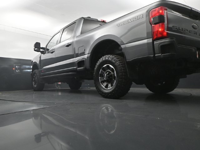 Used 2024 Ford F350 Lariat w/ Lariat Ultimate Package AWD/4WD image 32
