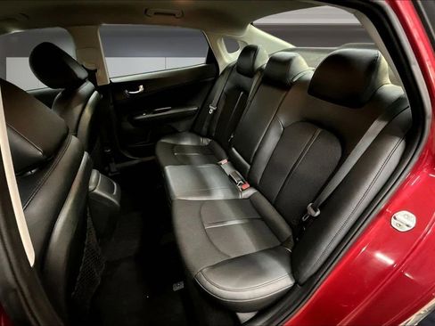 Used 2019 Kia Optima S image 21