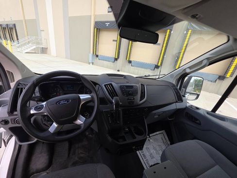 Used 2017 Ford Transit 150 148 Low Roof RWD image 19