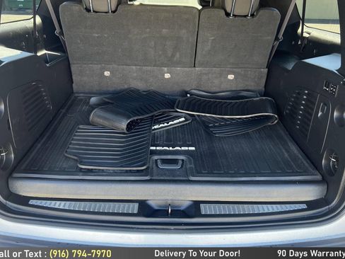 Used 2016 Cadillac Escalade ESV Platinum image 11