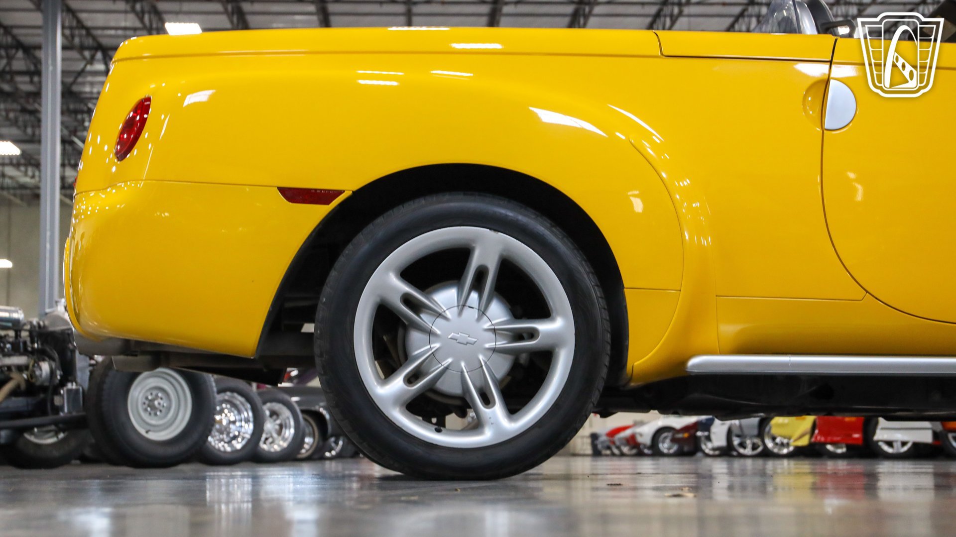 Used 2004 Chevrolet SSR w/ Preferred Equipment Group RWD image 35
