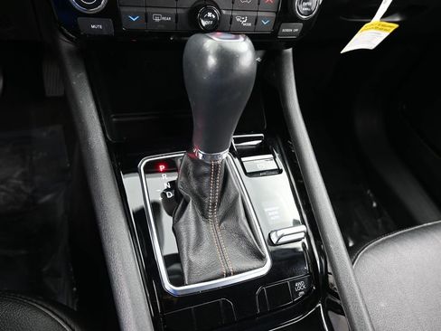 Used 2022 Jeep Compass Limited image 26