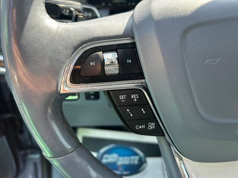 Used 2018 Lincoln Navigator Black Label image 18