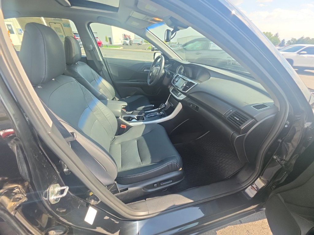 Used 2013 Honda Accord EX-L image 31