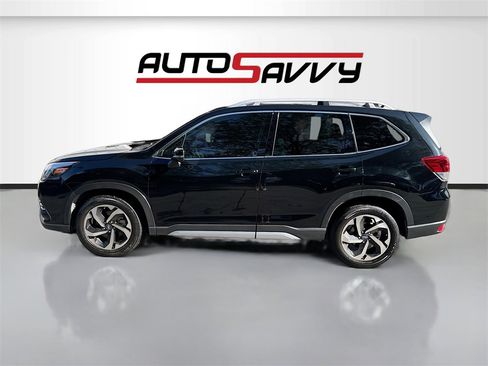 Used 2023 Subaru Forester Touring image 4