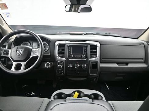 Used 2021 RAM 1500 Classic SLT AWD/4WD image 13