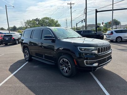 Used 2024 Jeep Wagoneer Series II w/ Rear Seat Video Group 1